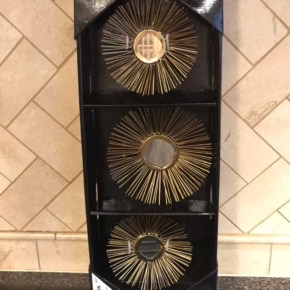 Wall decor
